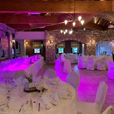 Aiolides Kalivia (Thessaly)